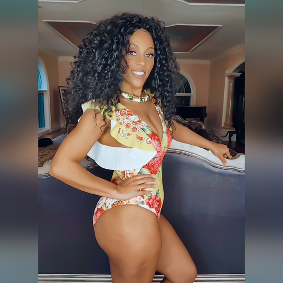 Callie Chartreuse: Red Peony Floral Print Ruffle Cap Sleeve Retro Swimsuit - Picture 9 of 17